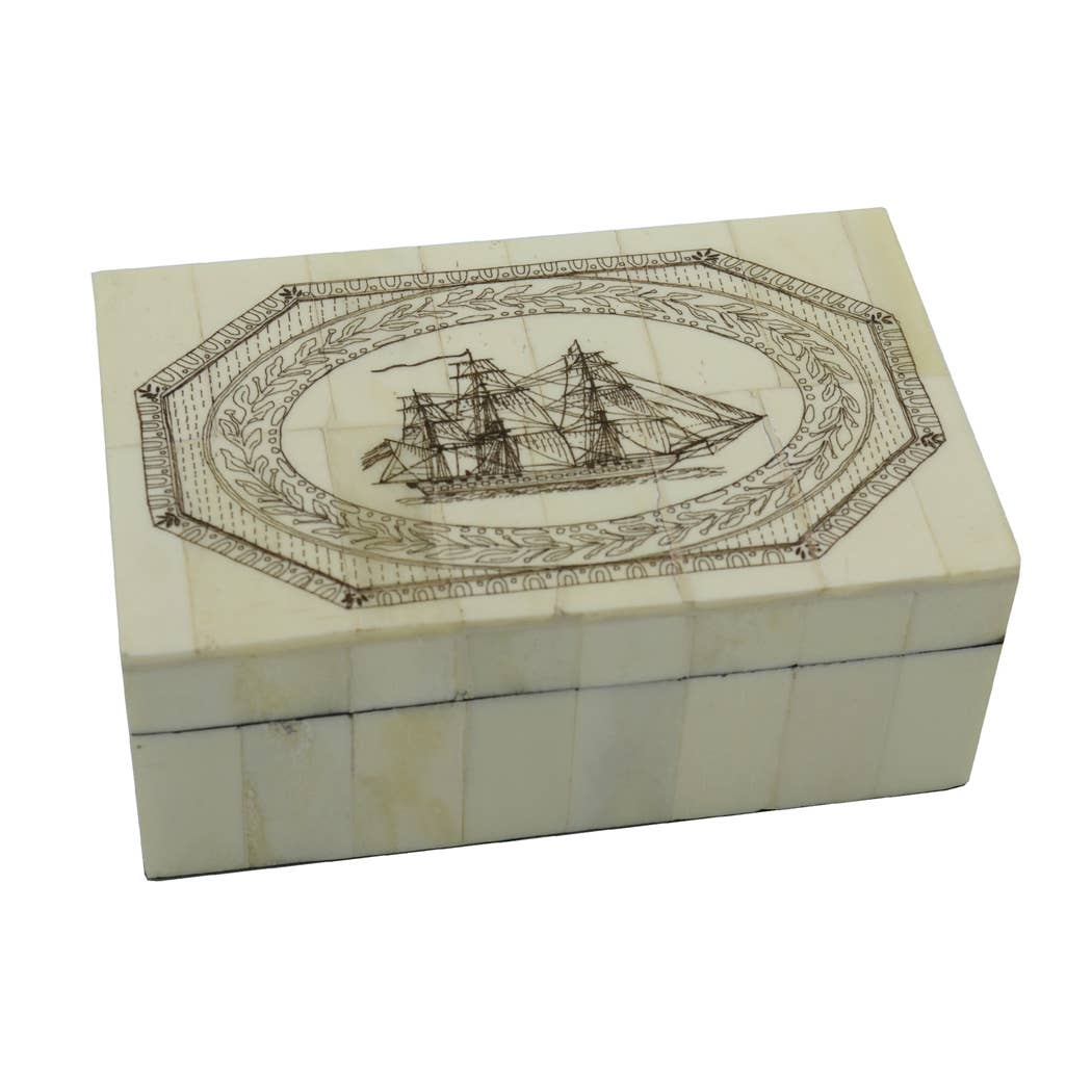 American Frigate Vintage Scrimshaw Bone Box, 5-1/4”