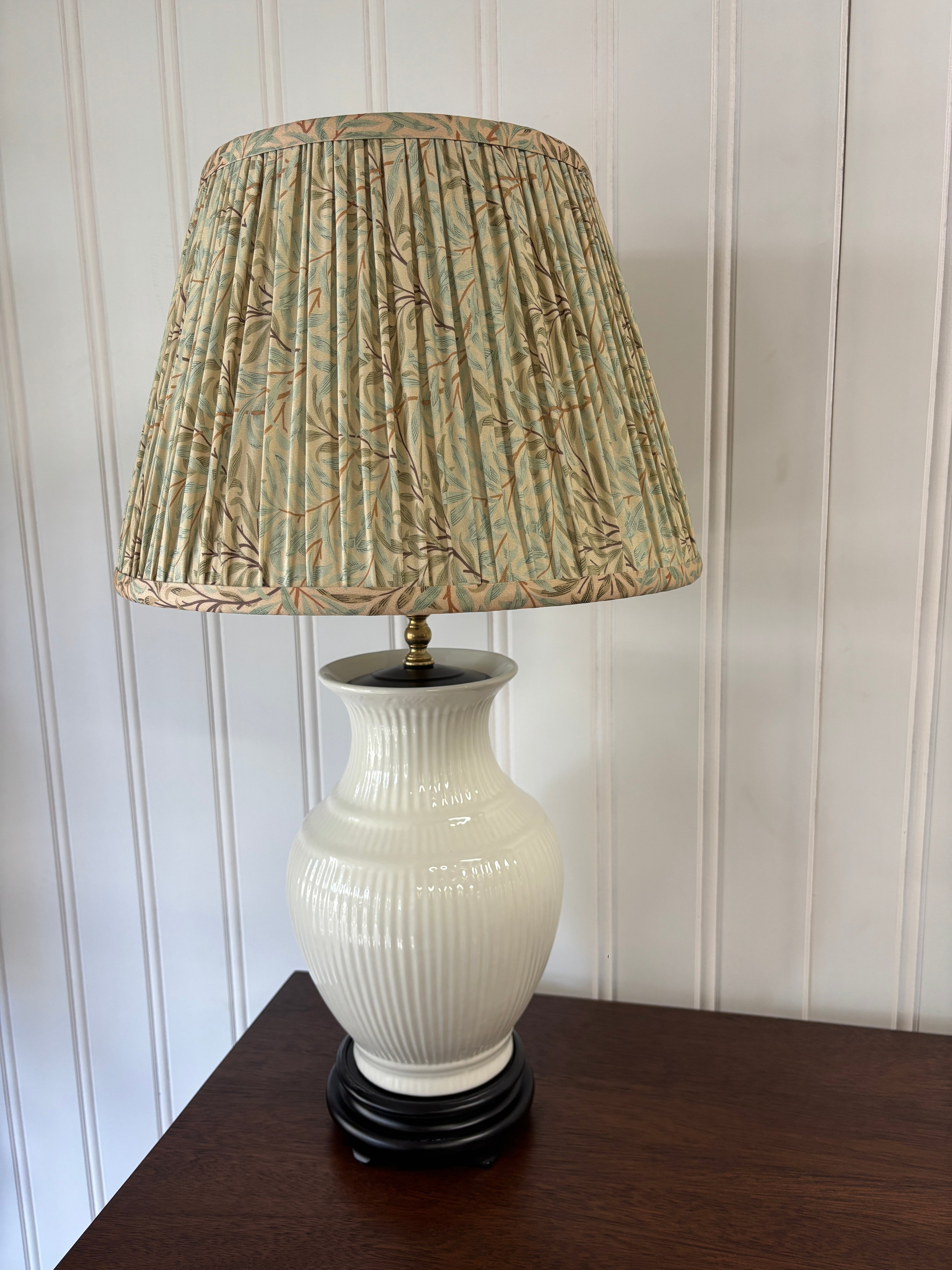 White Ceramic Ribbed Lamp with Pleated Lampshade