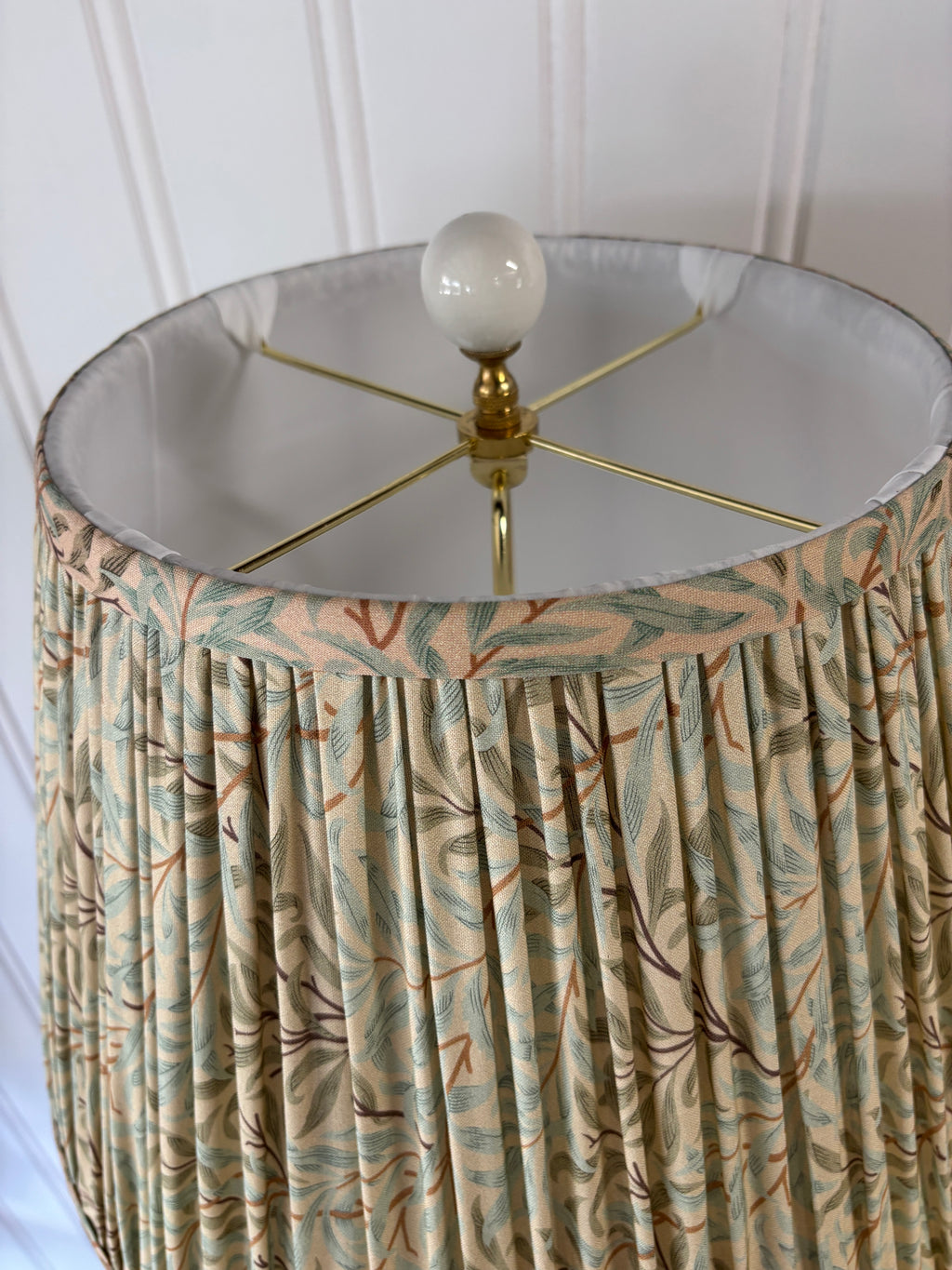 White Ceramic Ribbed Lamp with Pleated Lampshade