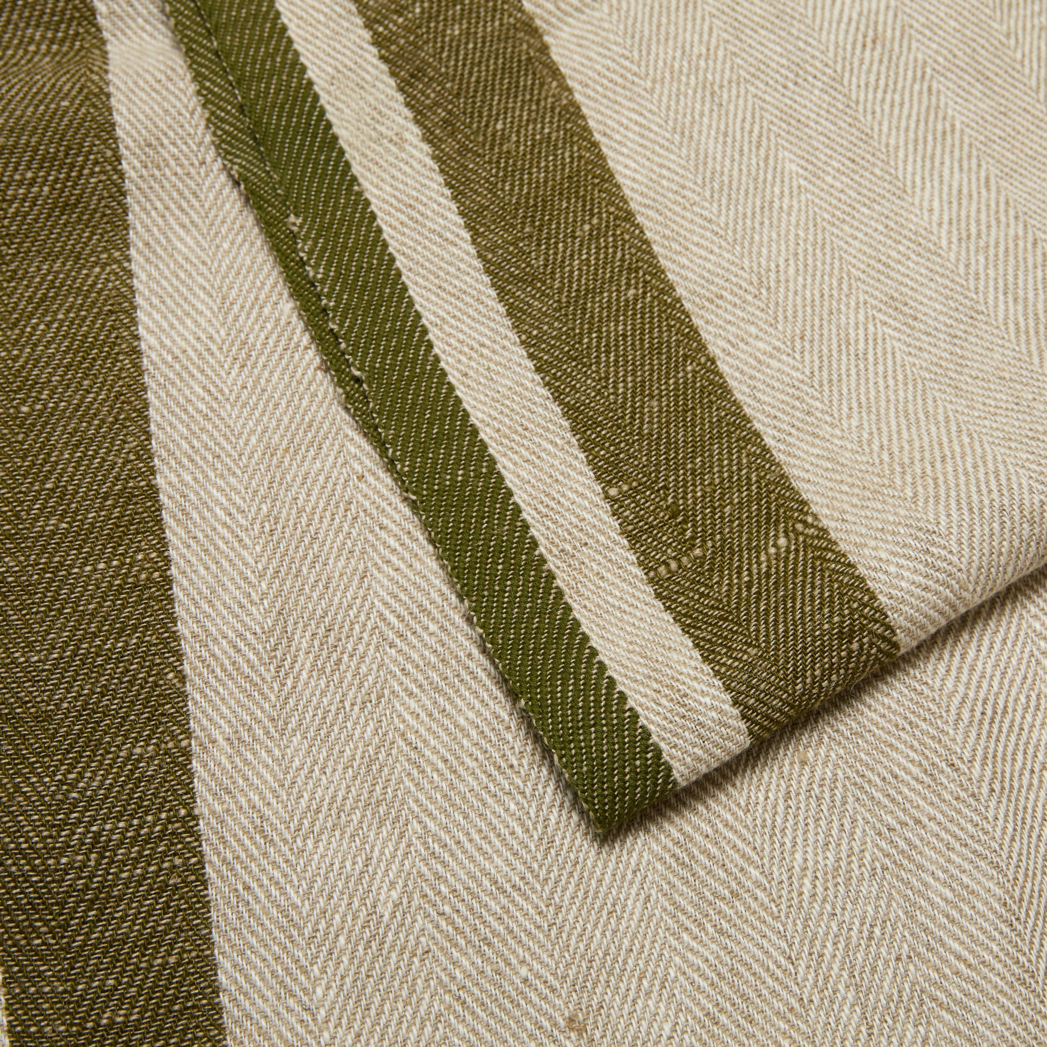 Natural & Olive Runner